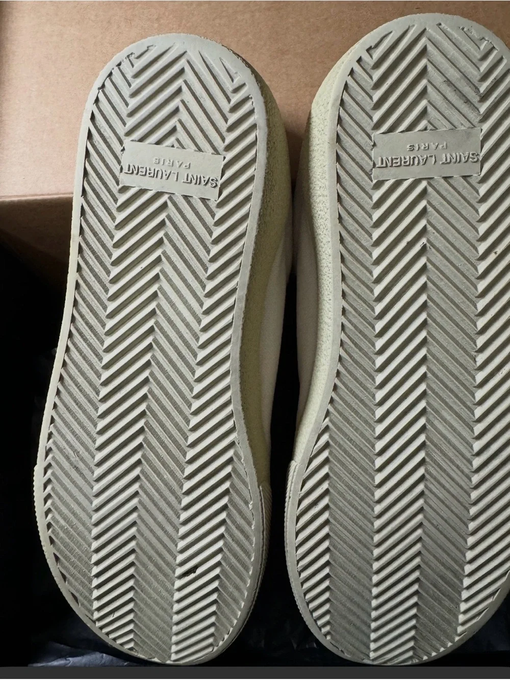 Saint Laurent Logo women Cream Canvas low Platform Sneakers beige Sole, size 39